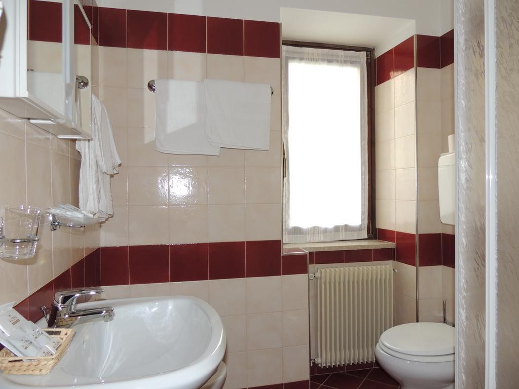 Albergo Eden Passo del Tonale Bilik gambar